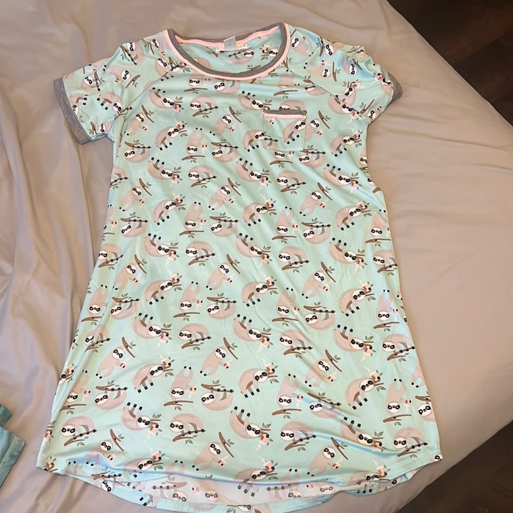 Night gown